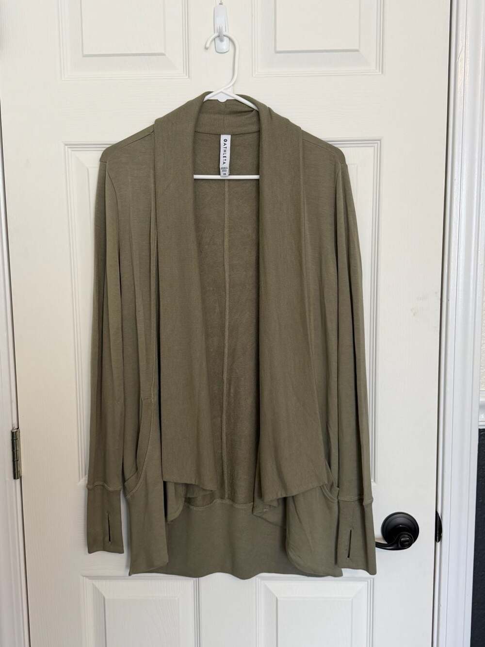 Athleta Pranayama Wrap in Olive Green